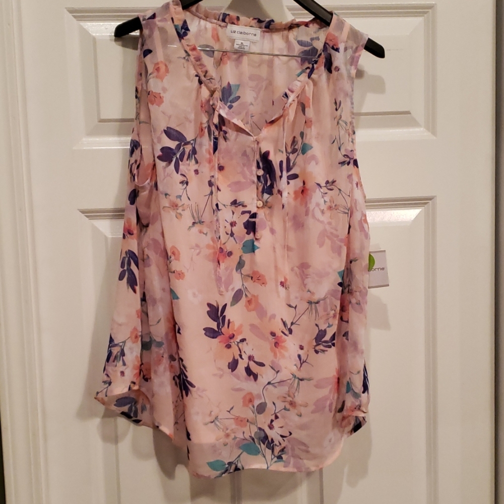 Sleeveless Blouse Floral Liz Claiborne Size XL.NWT
